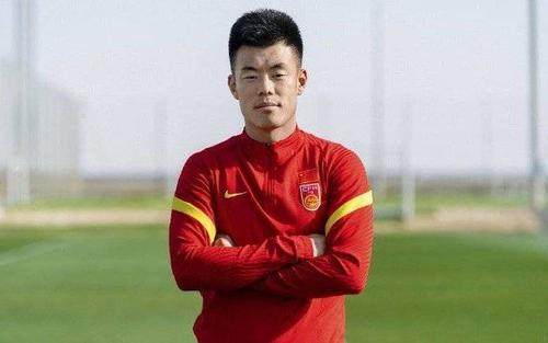 开云-官方：亚泰前锋谭龙接到征调函 赴迪拜参加40强赛