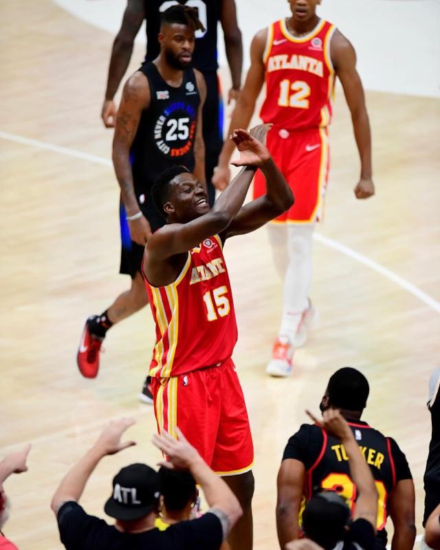 开云体育官网-卡佩拉怒喷尼克斯：打得脏不叫强硬 他们无计可施